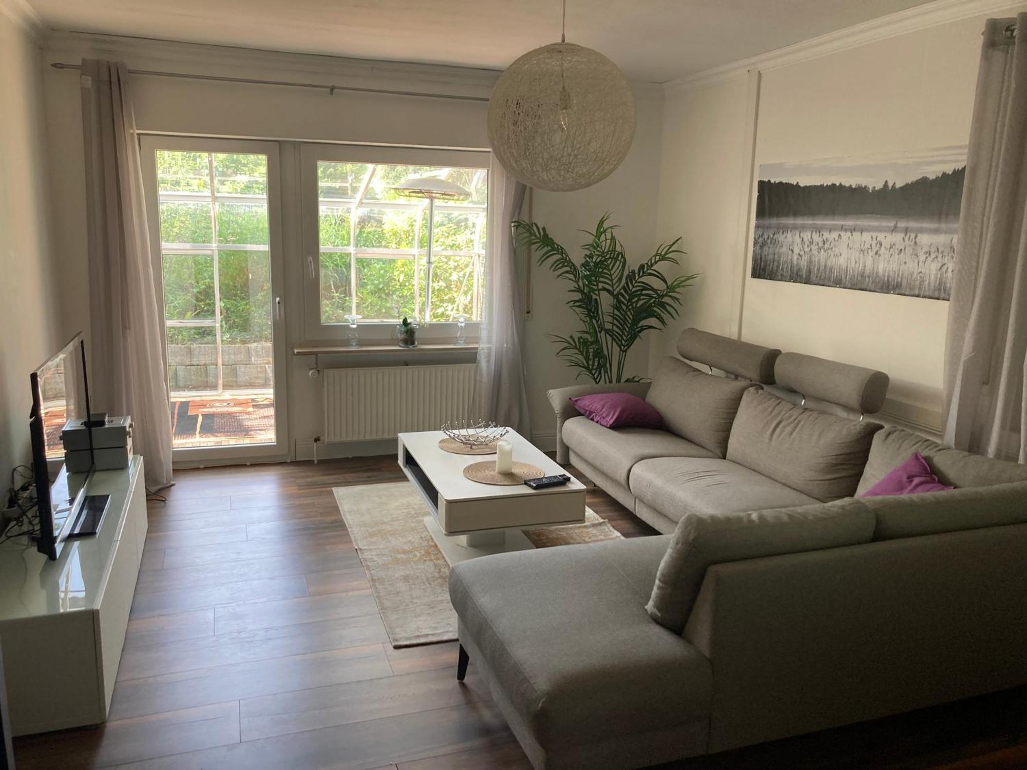 Amselweg Am Waldrand Gelegen Netflix Eigener Carport Uvm Apartment Taunusstein Exterior foto