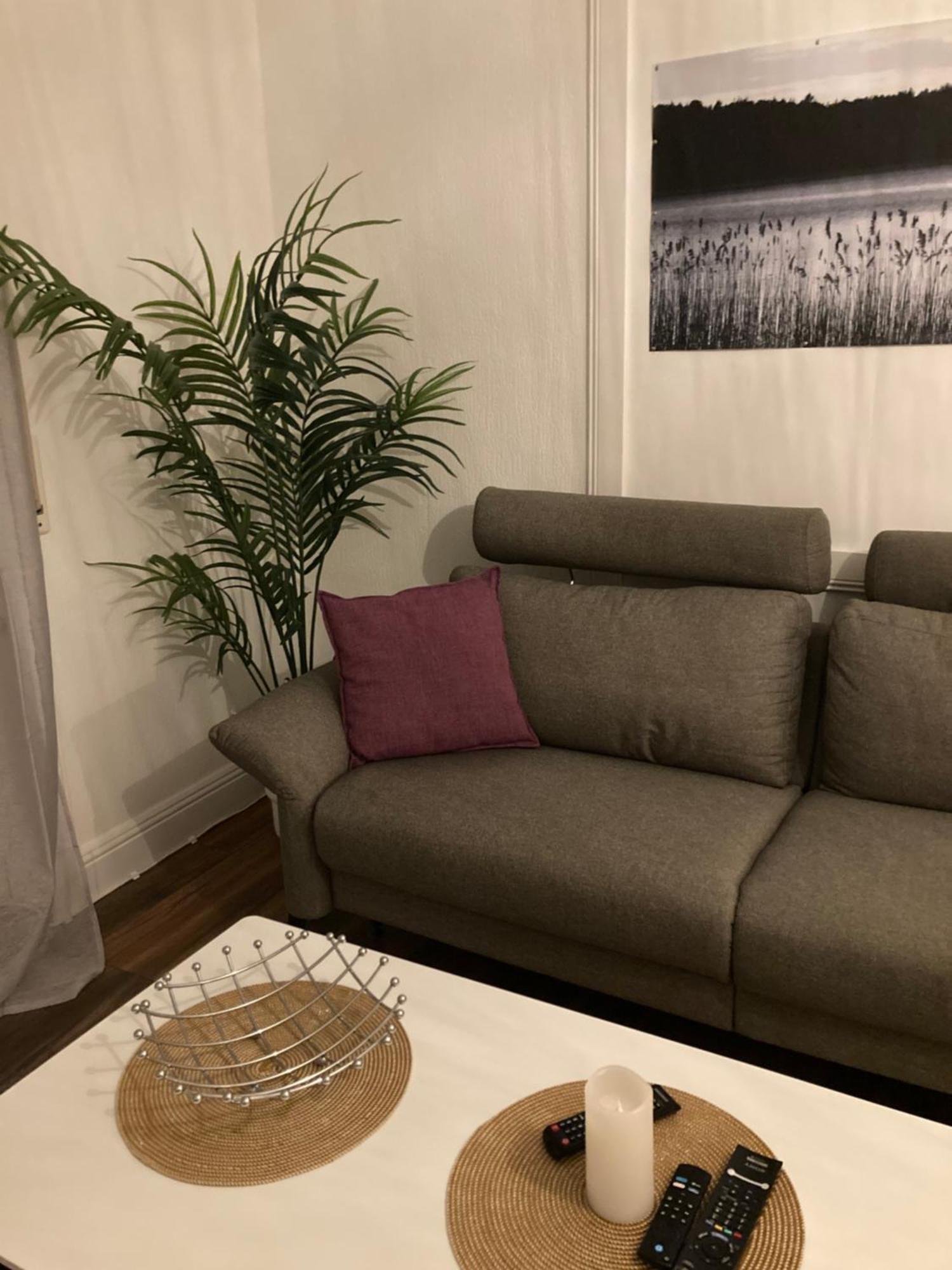 Amselweg Am Waldrand Gelegen Netflix Eigener Carport Uvm Apartment Taunusstein Exterior foto