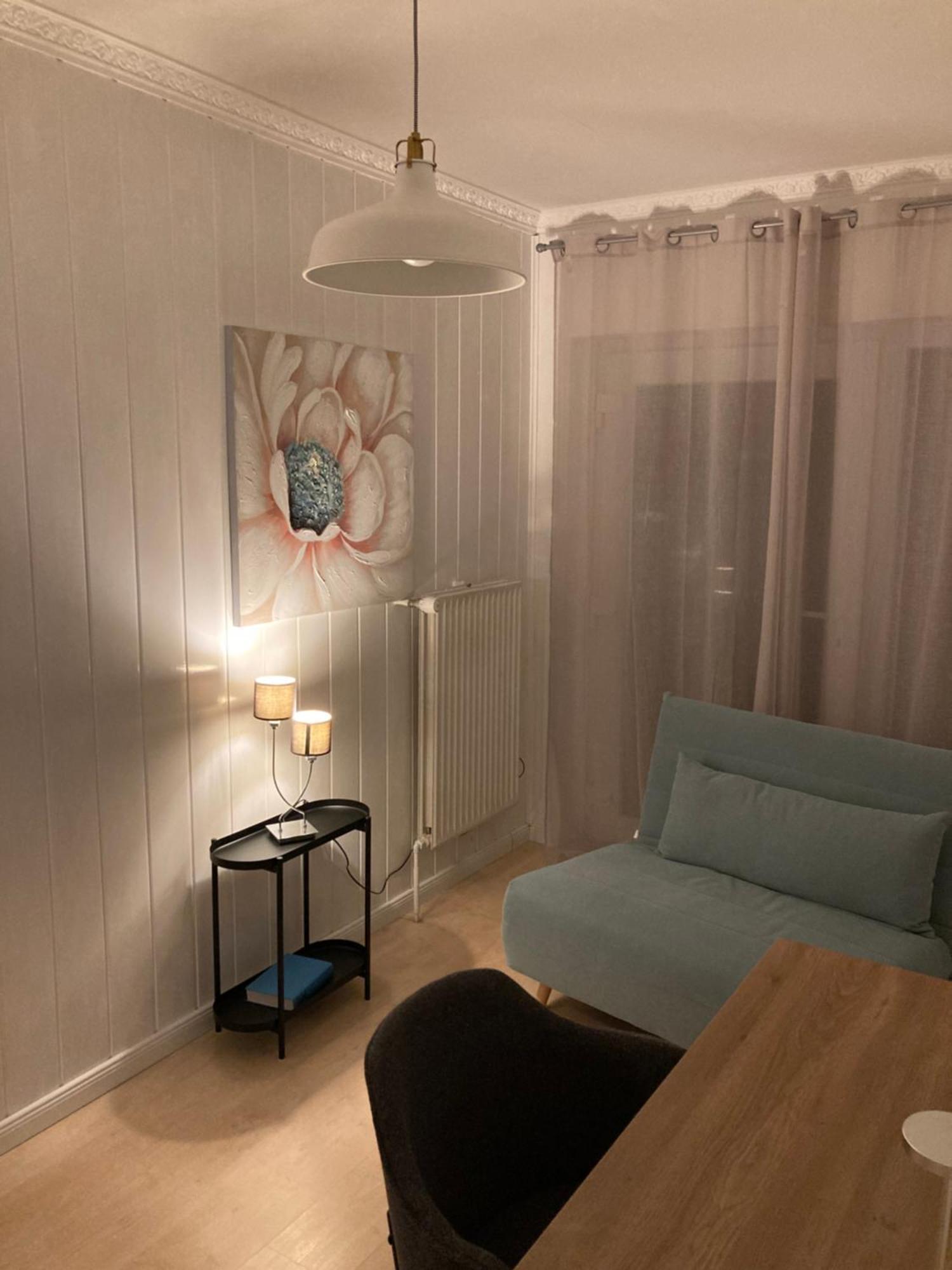 Amselweg Am Waldrand Gelegen Netflix Eigener Carport Uvm Apartment Taunusstein Exterior foto